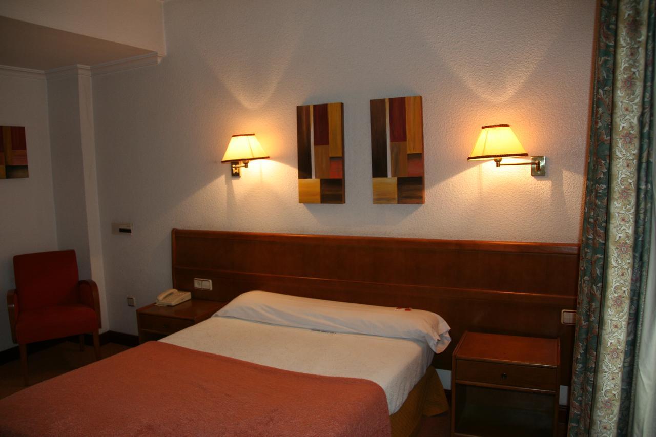 Hostal Gran Via Vigo Ngoại thất bức ảnh