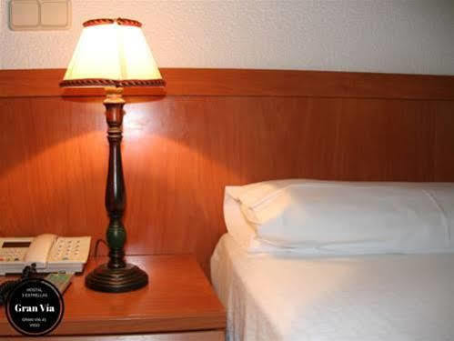 Hostal Gran Via Vigo Ngoại thất bức ảnh